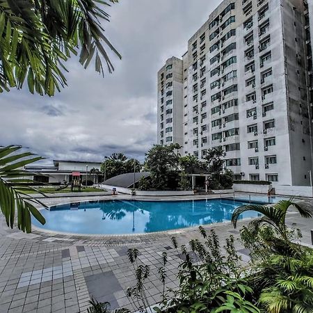 Likas Square - Kk Apartment Suite كوتا كينابالو المظهر الخارجي الصورة