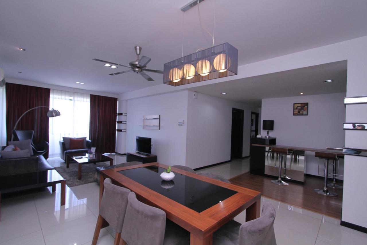 Likas Square - Kk Apartment Suite كوتا كينابالو المظهر الخارجي الصورة