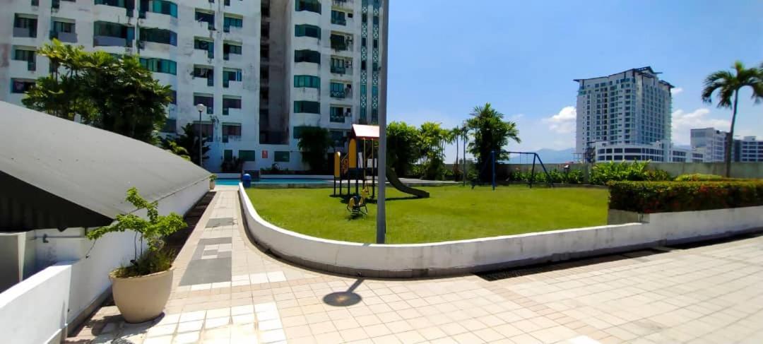 Likas Square - Kk Apartment Suite كوتا كينابالو المظهر الخارجي الصورة